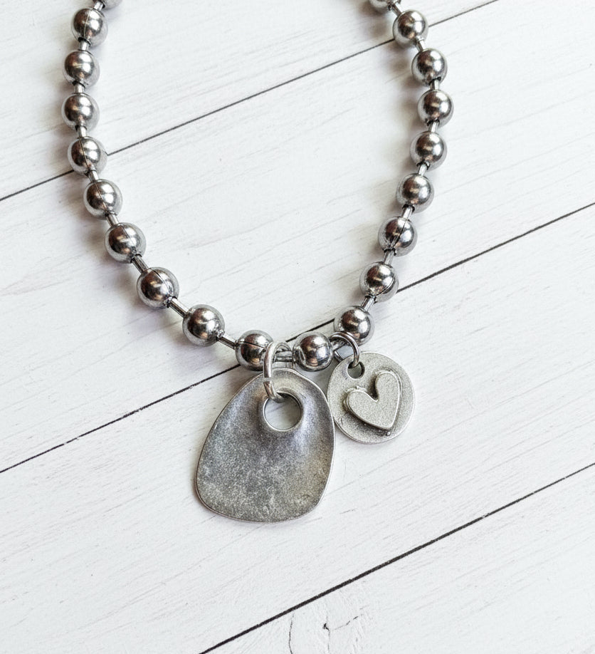 Simple Heart Bracelet